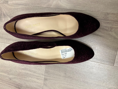 Vist Large View of Product Image Which is Used Nine West High Heels 7