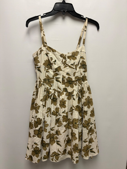 Vist Large View of Product Image Which is Used Ark & Co. Short Dress F M-8/10