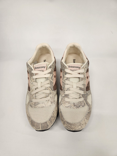 Vist Large View of Product Image Which is Used Saucony Casual Shoes 9