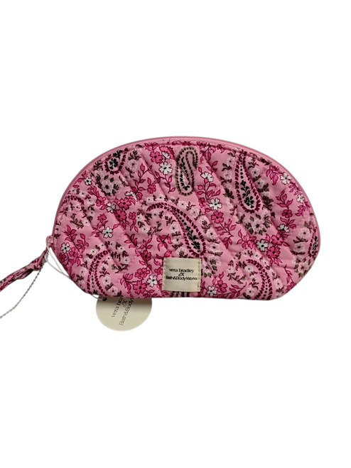 Vist Large View of Product Image Which is Used Vera Bradley Wallet
