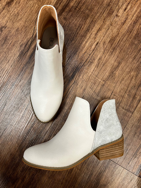 Vist Large View of Product Image Which is Used Unbranded Ankle Boots 7