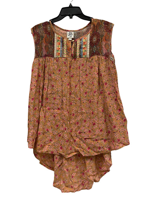 Vist Large View of Product Image Which is Used Ivy Jane Sleeveless Top S-4/6