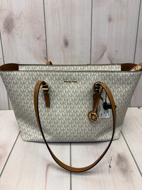 Vist Large View of Product Image Which is Used Michael Michael Kors Xlarge Handbag