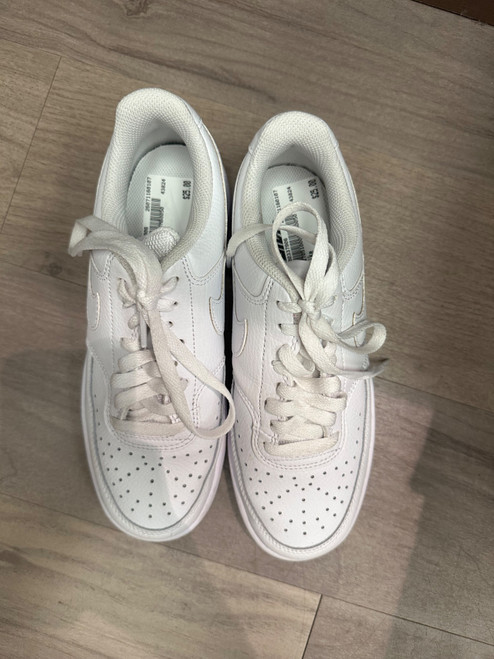 Vist Large View of Product Image Which is Used Nike Casual Shoes 7