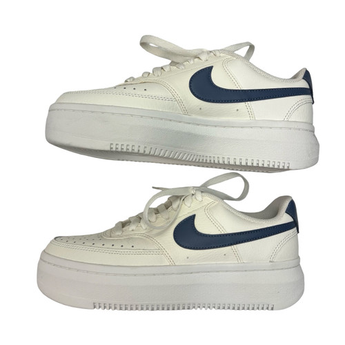 Vist Large View of Product Image Which is Used Nike Performance Shoes 9