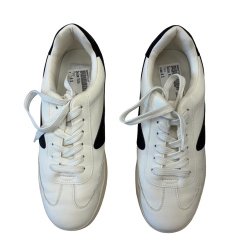 Vist Large View of Product Image Which is Used Dolce Vita Flats 8.5