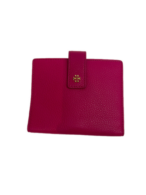 Vist Large View of Product Image Which is Used Tory Burch Leather Wallet