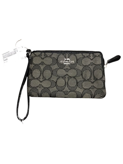 Vist Large View of Product Image Which is Used Coach Wallet