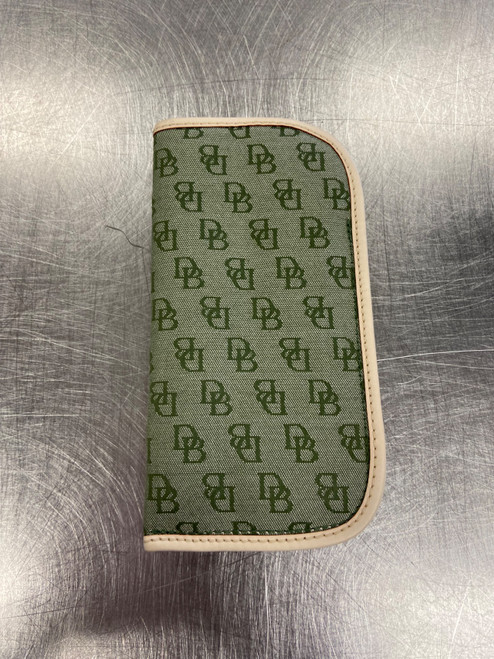 Vist Large View of Product Image Which is Used Dooney & Bourke Wallet