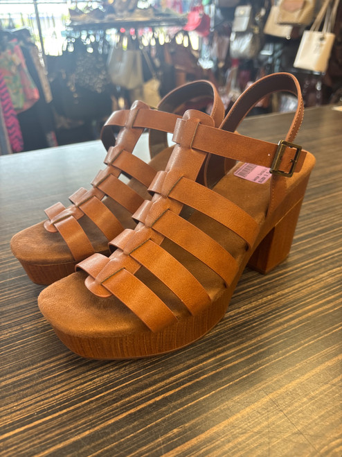Vist Large View of Product Image Which is Nwt Sonoma Wedge Sandals 9.5
