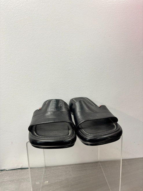 Vist Large View of Product Image Which is Used Tommy Hilfiger Flats 8