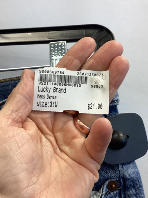 Vist Large View of Product Image Which is Used Lucky Brand Mens Denim 31W