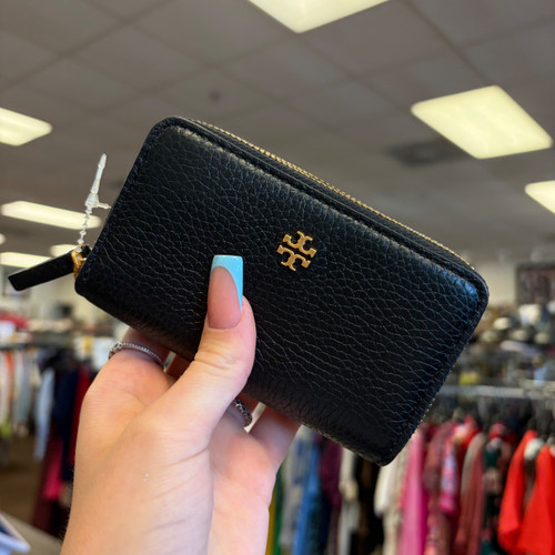 Vist Large View of Product Image Which is Used Tory Burch Leather Wallet