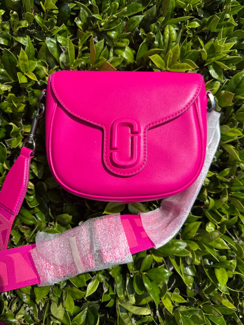Vist Large View of Product Image Which is Used Marc Jacobs Small Leather Handbag