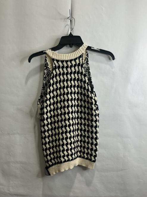 Vist Large View of Product Image Which is Used Unbranded Sleeveless Top S-4/6