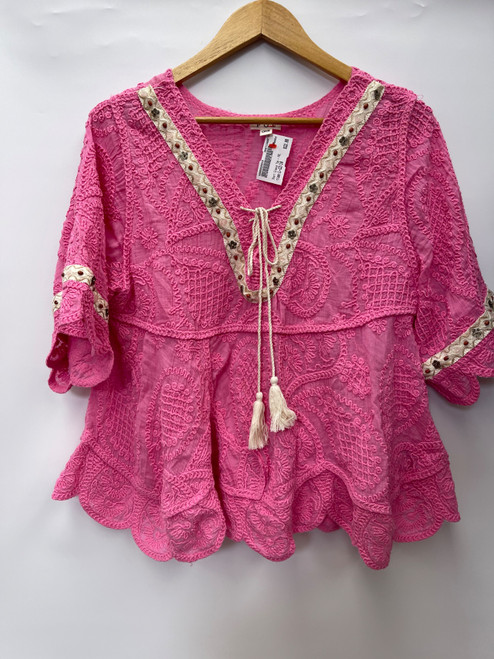 Vist Large View of Product Image Which is Used POL Short Sleeve Top L-12/14