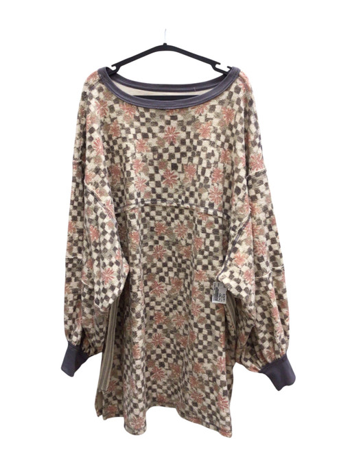 Vist Large View of Product Image Which is Checkered, floral