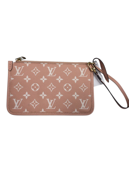 Vist Large View of Product Image Which is Used Louis Vuitton Leather Wristlet