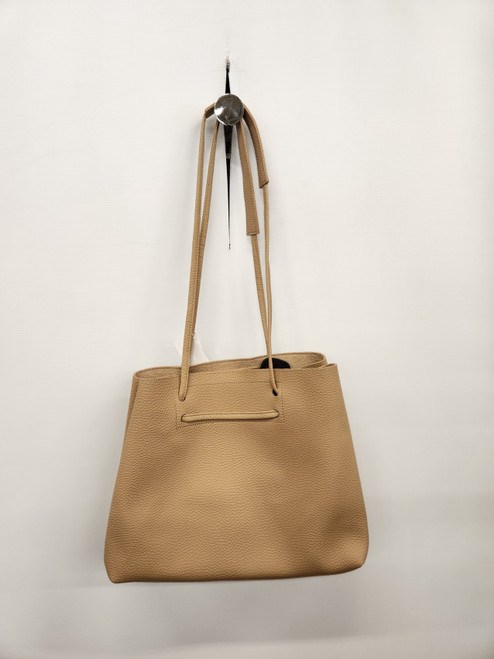 Vist Large View of Product Image Which is Used Unbranded Large Leather Handbag