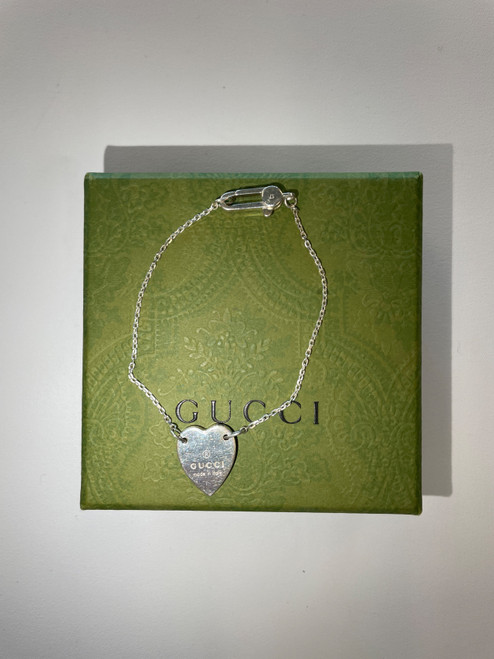 Vist Large View of Product Image Which is Used Gucci Bracelet