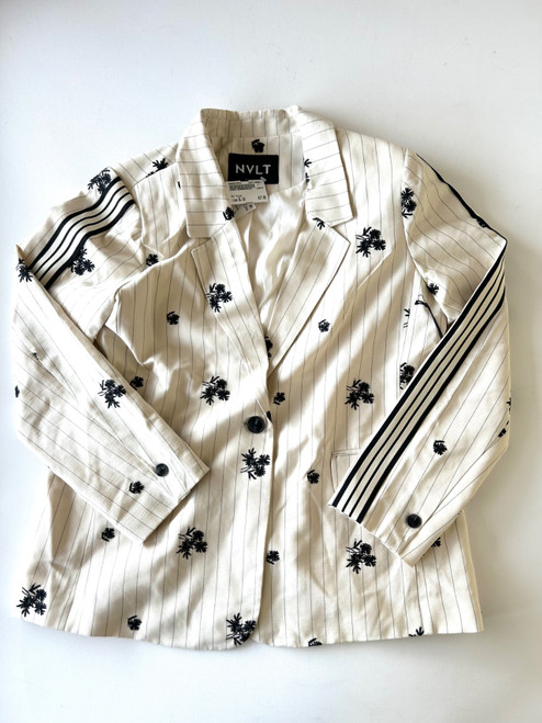 Vist Large View of Product Image Which is Used Unbranded Blazer XL-16