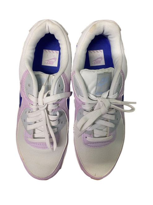 Vist Large View of Product Image Which is Used Nike Performance Shoes 8.5