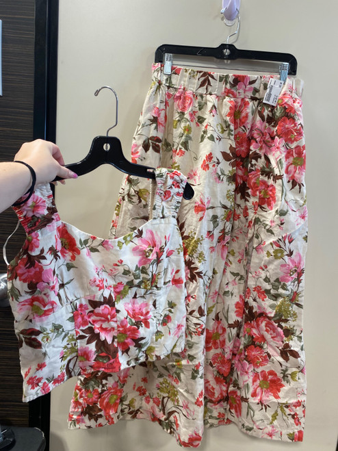 Vist Large View of Product Image Which is Used Unbranded Long Skirt 12-31
