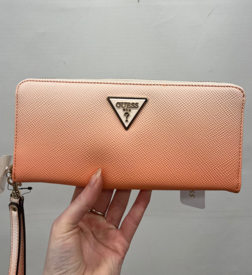 Vist Large View of Product Image Which is Used Guess Wallet