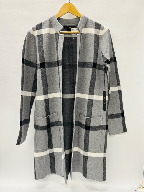 Vist Large View of Product Image Which is Used Tahari Heavyweight Sweater M-8/10