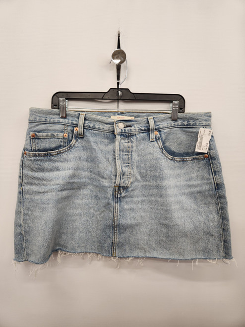 Vist Large View of Product Image Which is Used Levi's Short Skirt 14-32