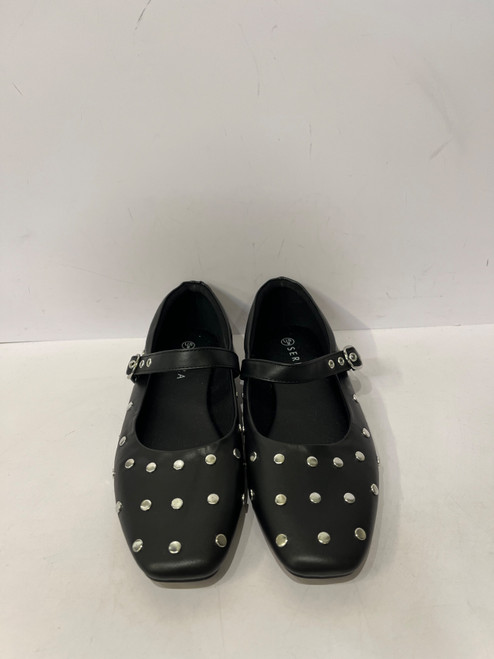 Vist Large View of Product Image Which is Used Serra Flats 9