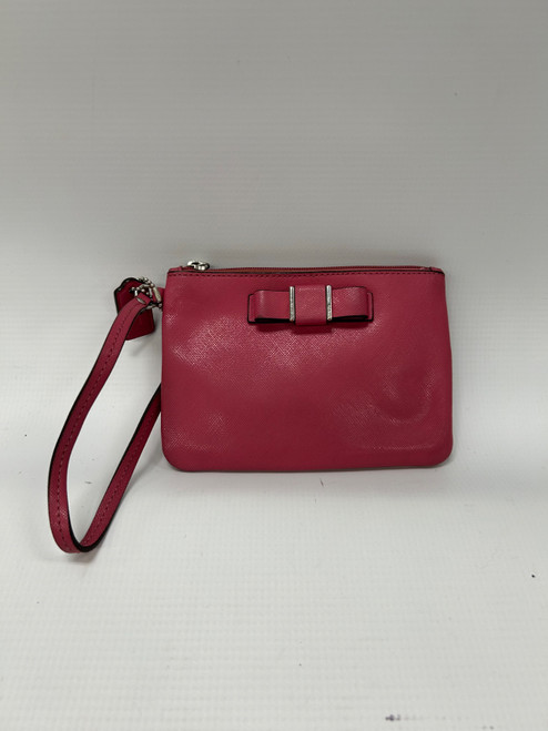 Vist Large View of Product Image Which is Used Coach Wristlet