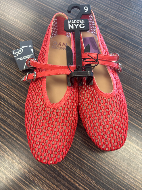 Vist Large View of Product Image Which is NWT madden nyc  Flats 9
