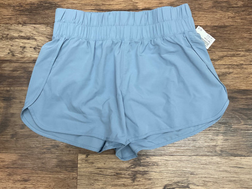 Vist Large View of Product Image Which is Used Yogalicious Active Shorts 12-31