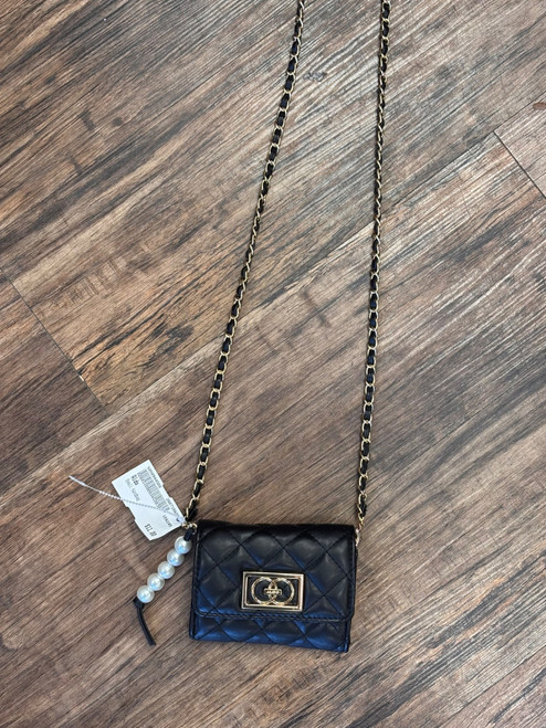 Vist Large View of Product Image Which is Used Aldo Small Handbag
