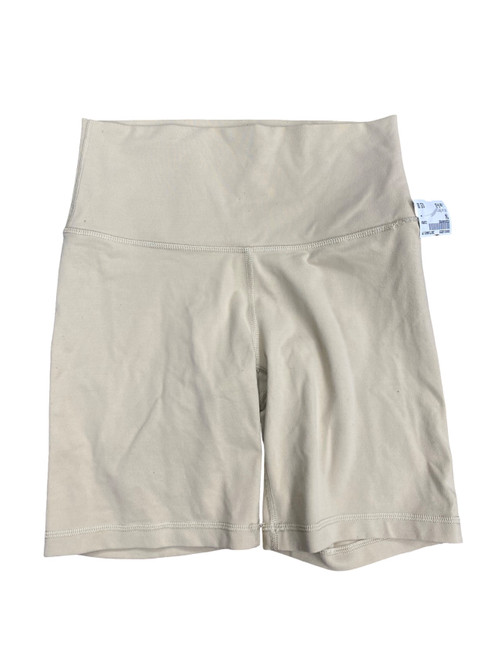 Vist Large View of Product Image Which is Used TNA Active Shorts 6-28