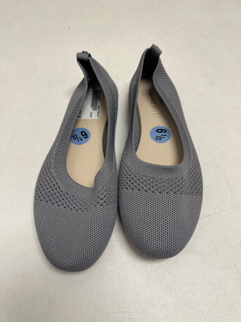 Vist Large View of Product Image Which is Used Unbranded Flats 6.5