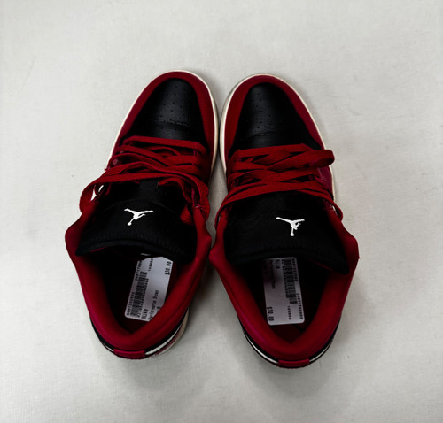 Vist Large View of Product Image Which is Used Nike Performance Shoes 8