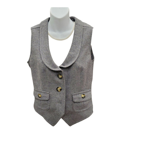 Vist Large View of Product Image Which is Used Burberry Vest S-4/6