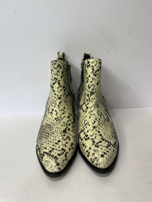 Vist Large View of Product Image Which is Used Blondo Ankle Boots 7.5