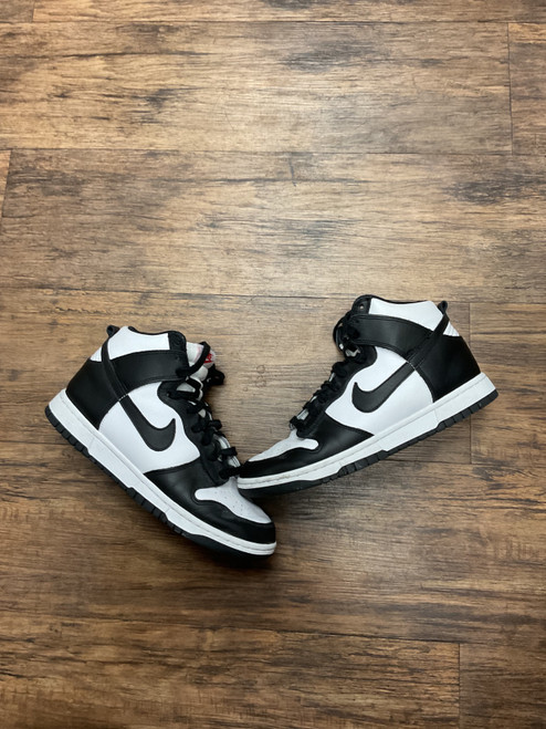 Vist Large View of Product Image Which is Used Nike Mens Casual Shoes 9