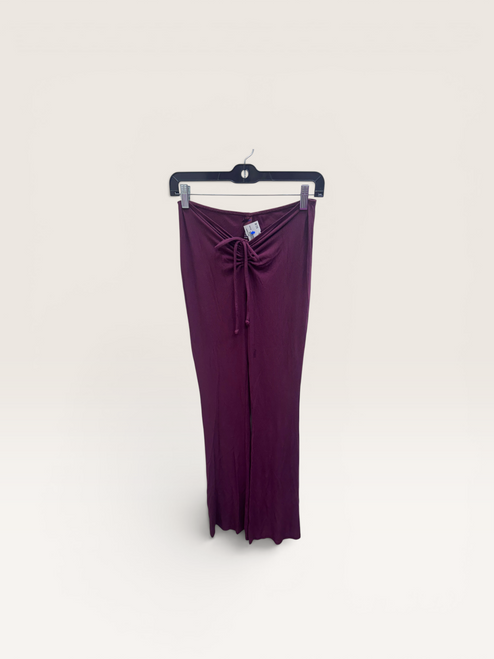 Vist Large View of Product Image Which is Used Skims  Casual Pant M 8-10/28-30