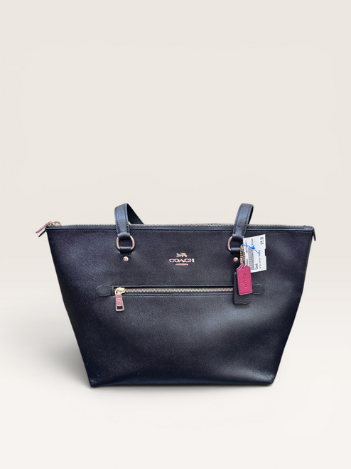 Vist Large View of Product Image Which is Used Coach Large Leather Handbag