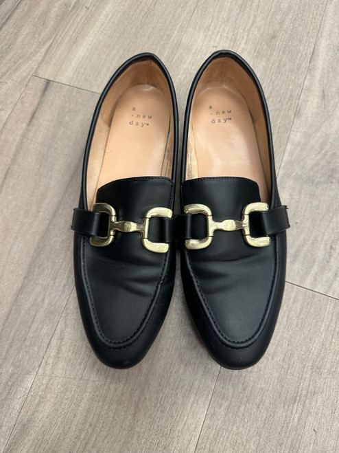Vist Large View of Product Image Which is Used A New Day Flats 9