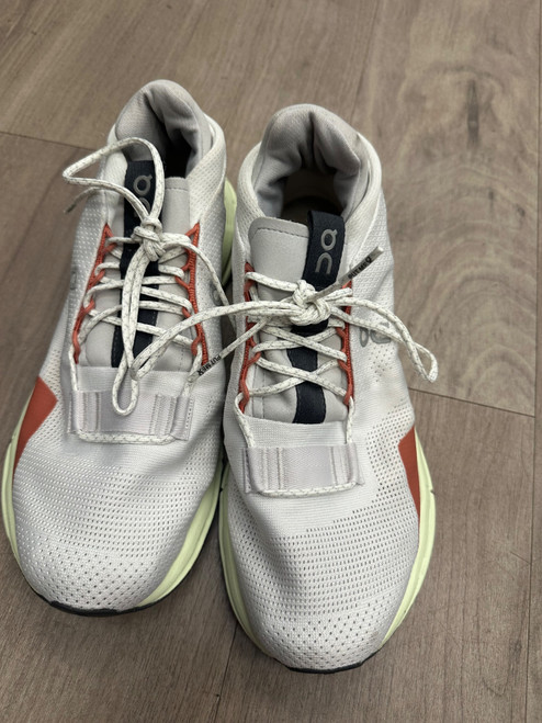 Vist Large View of Product Image Which is Used On Cloud Performance Shoes 8.5