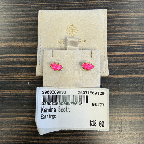 Vist Large View of Product Image Which is Used Kendra Scott Earrings