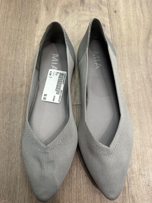 Vist Large View of Product Image Which is Used Mia Flats 7