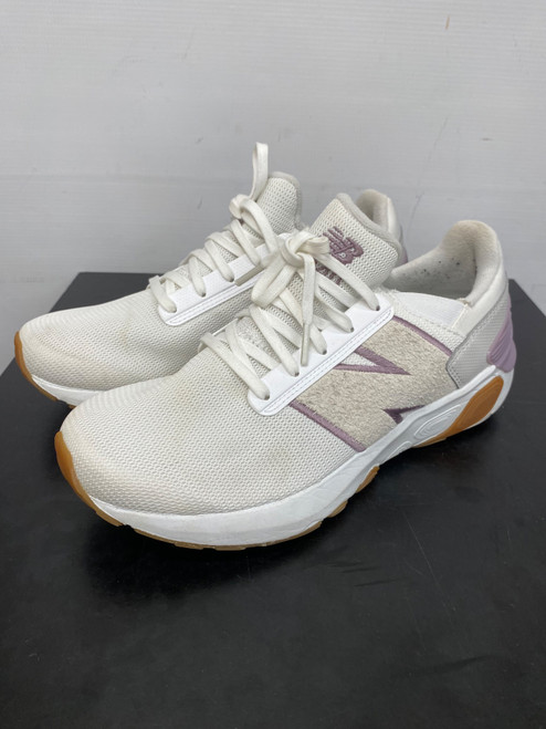 Vist Large View of Product Image Which is Used New Balance Performance Shoes 8.5
