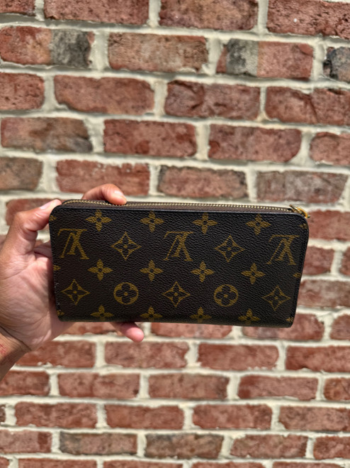 Vist Large View of Product Image Which is Used Louis Vuitton Leather Wallet