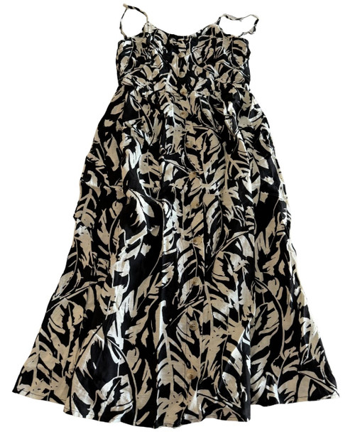Vist Large View of Product Image Which is Gently Used Unbranded Long Dress B S-4/6
